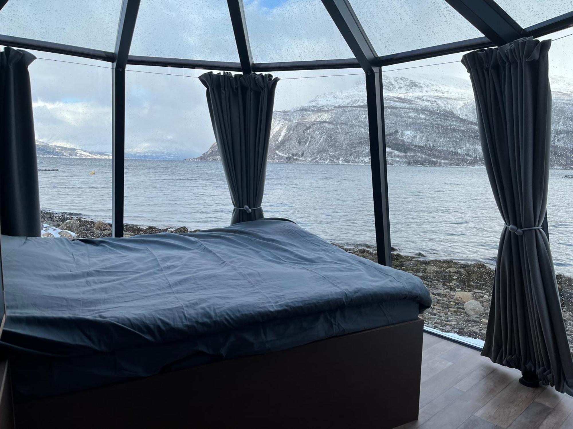 Hotel Elvegard Fjordcamp à Grov Extérieur photo